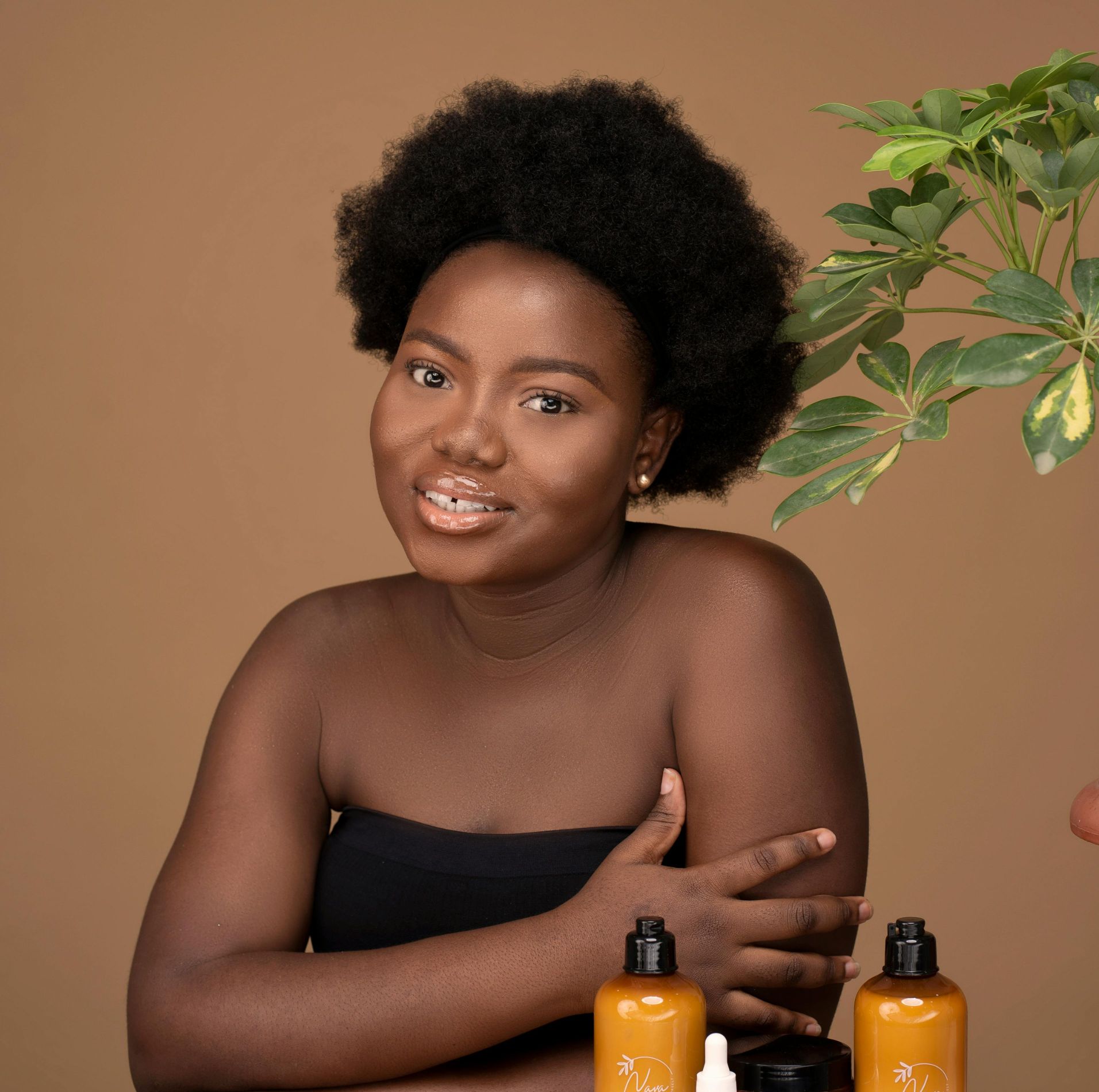 Routine de Soins pour la Peau Noire : Révélez l’Éclat Naturel de Votre Peau